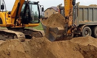 Выкопать яму экскаватором в Кимрах от 941 руб. - 2Землекопа-Кмы